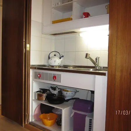 Studio Etrier 629 *
